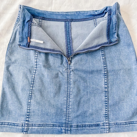 Free People Modern Femme Denim Stretch Skirt (Size: 8) - Picture 8 of 14